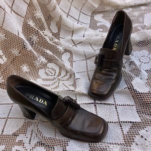 prada maryjane style heeled loafers 👞 w buckle